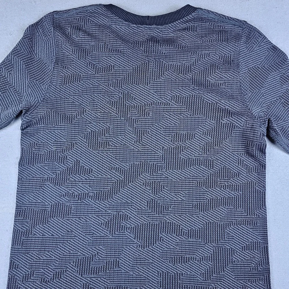 Lululemon Swiftly Breathe Shirt Womens 4 Black Camo Long Sleeve Vented Crewneck